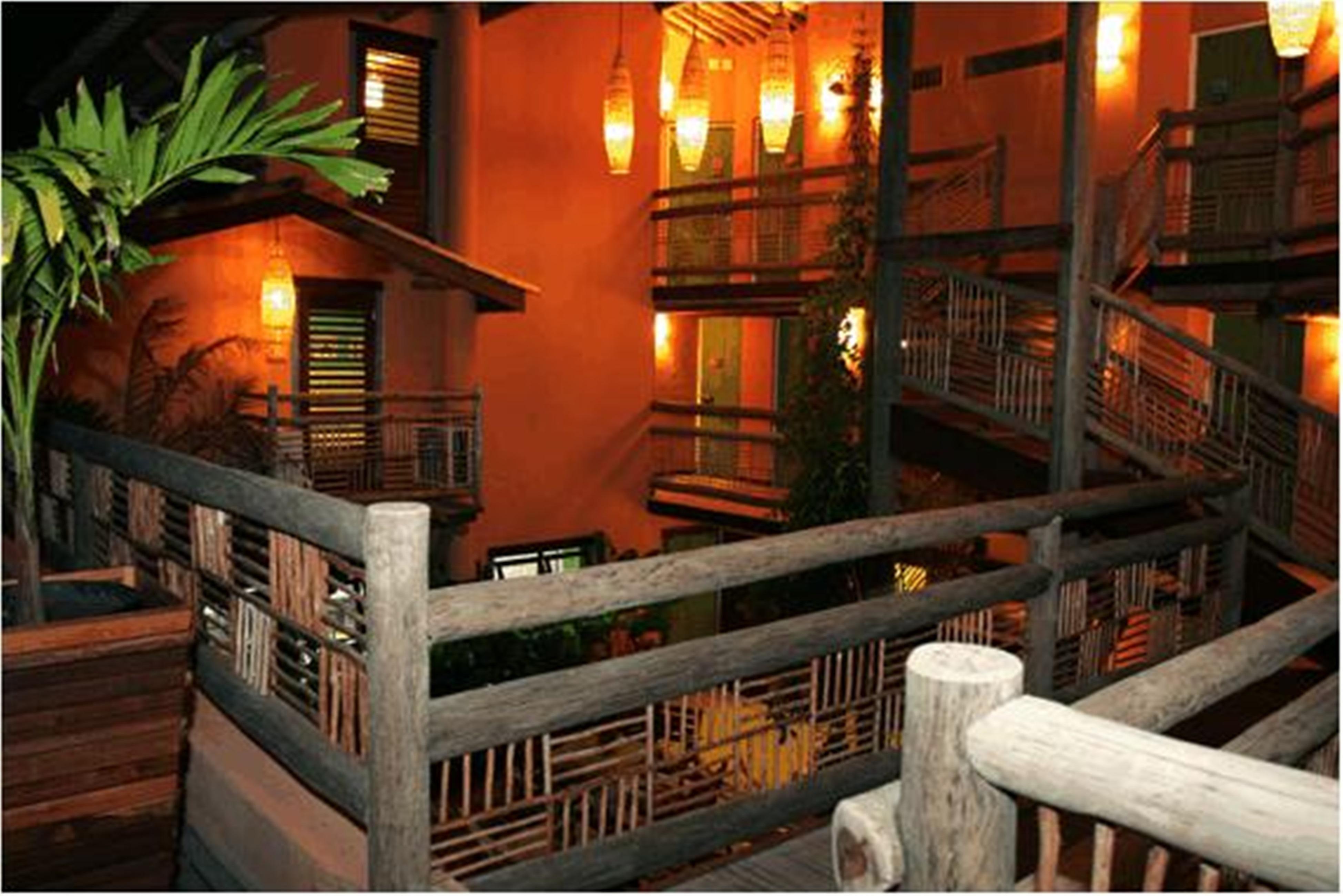 Sobrado Da Vila Hotel Прайя-ду-Форте Экстерьер фото